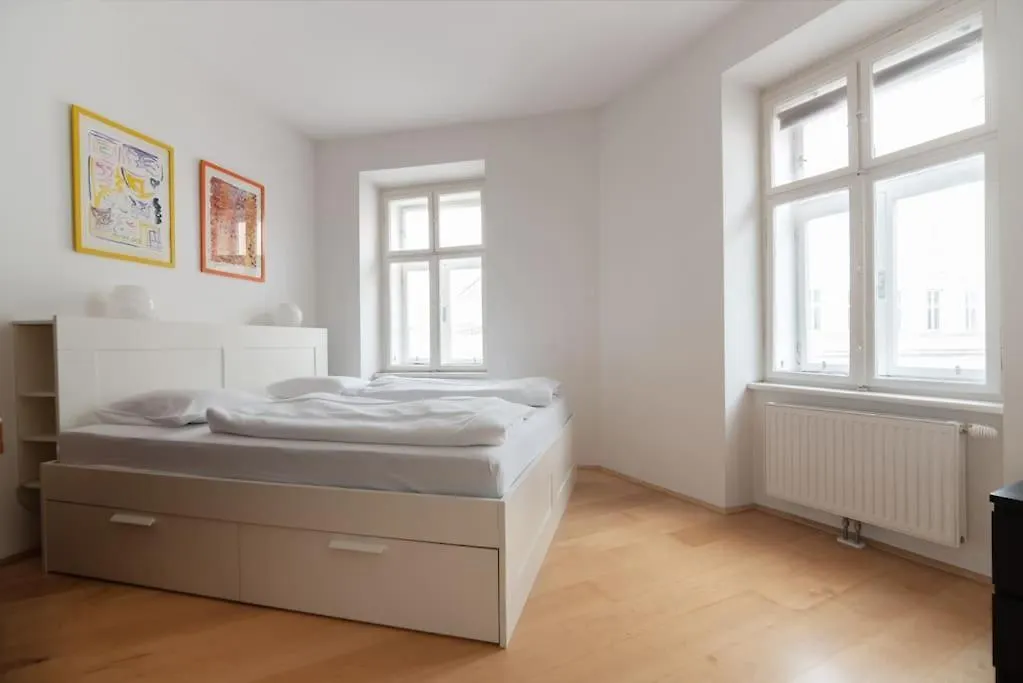 Apartment Studententraum Am Naschmarkt Vienna